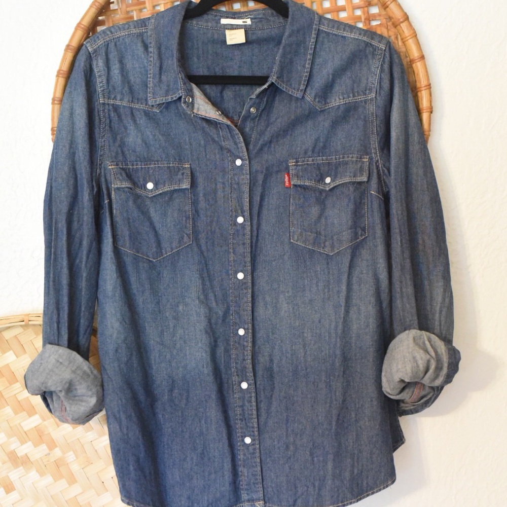 Denim pearl snap